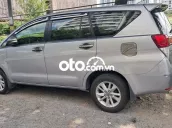 Toyota Innova E 2017 Bạc