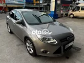 Bán gấp Ford Focus Sedan 2013 1.6L Xám ghi.