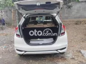 Honda Jazz Trắng