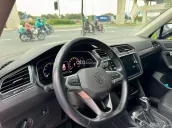 Volkswagen Tiguan Facelift màu Đỏ – XE DEMO CỦA HÃNG VOLKSWAGEN