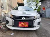 Xe màu trắng sang đẹp, form zin cực mới