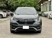 Xe chạy hơn 8v
