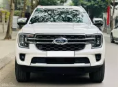 Xe chạy hơn 6v, chủ đi giữ gìn