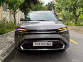Siêu lướt Kia Carens 1.5 Luxury - 2025 - Màu: Xám Ánh Kim Nội thất: Đen - Odo: 19.000 km - Giá: 608triệu