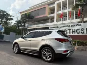 Cần bán Hyundai- SANTAFFE đời 2016 bản full máy xăng, xe đẹp