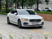 Xe đăng ký tháng 8/2024
