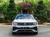 Mẫu SUV Coupe nổi bật với thiết kế mạnh mẽ, không gian rộng rãi và trang bị cao cấp