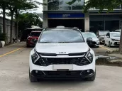 - Nội thất xe còn mới - Chất xe đẹp