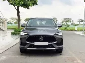Ngoại hình đẹp keng