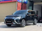 Mitsubishi Outlander 2023 tại Bình Dương