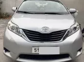 Toyota Sienna 2010