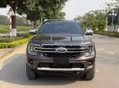 Ford Everest 2023 tại Hà Nội