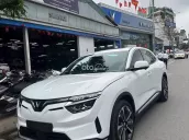 VinFast VF8 2022