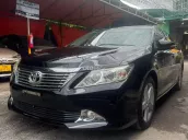 Toyota Camry 2013 số tự động