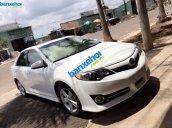 Xe Toyota Camry SE 2012