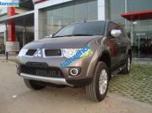 Xe Mitsubishi Pajero Sport 2WD 2014