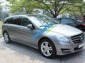 Bán xe Mercedes R300, đăng ký 4/02/13, màu bạc