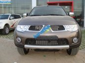 Xe Mitsubishi Pajero Sport 2WD 2014