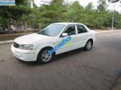 Xe Ford Laser  2003