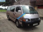 Xe Toyota Hiace  2003