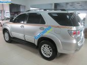 Xe Toyota Fortuner V 2.7 AT 2013