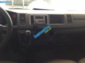 Xe Toyota Hiace  2010