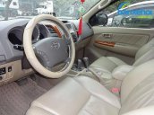 Xe Toyota Fortuner V 2010