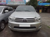 Xe Toyota Fortuner V 2010