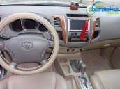 Xe Toyota Fortuner V 2010