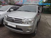 Xe Toyota Fortuner V 2010