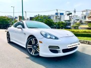 Porsche Panamera 4S nhập 2011 Executive full option hộp số tự động 7 cấp, vô lăng tích hợp phím điều khiển âm thanh