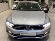 Volkswagen Passat 1.8L - xe 5 chỗ - nhập Đức 100% - chương trình ưu đãi giảm sâu 200 triệu tiền mặt