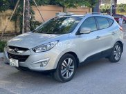 Cần bán lại xe Hyundai Tucson năm sản xuất 2013, màu bạc, nhập khẩu nguyên chiếc giá cạnh tranh Cần bán lại xe Hyundai Tucson năm sản xuất 2013, màu bạc, nhập khẩu nguyên chiếc giá cạnh tranh