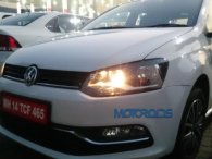 Volkswagen Polo Allstar lộ ảnh chạy thử trước ngày ra mắt