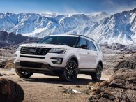 Ford Explorer 2017 giá từ 32.105 USD đã bắt đầu được bán ra tại Mỹ
