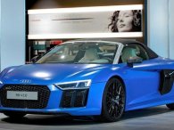 Chiêm ngưỡng Audi R8 V10 mui trần màu độc