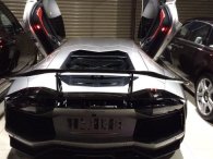 Lamborghini Aventador dữ dằn với gói độ DMC đầu tiên tại Việt Nam