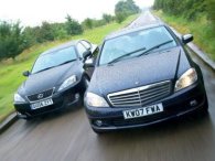 Mercedes-Benz vượt mặt Lexus trên thị trường xe sang tháng 7/2016