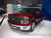 Chiêm ngưỡng Chevrolet Silverado và GMC Sierra HD diesel 2017 mới ra mắt