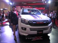 Chi tiết bán tải Isuzu D-max Type X giá 720 triệu Đồng tại triển lãm VMS 2016 Chi tiết bán tải Isuzu D-max Type X giá 720 triệu Đồng tại triển lãm VMS 2016