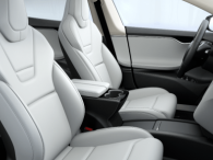 Lựa chọn vật liệu thay thế da bọc nội thất xe ô tô