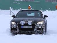 Audi TTS Roadster 2019 chạy thử với đèn xe đua Audi TTS Roadster 2019 chạy thử với đèn xe đua