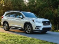 Subaru Ascent 2018 giá từ 748 triệu đối đầu Hyundai Santa Fe