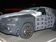 SUV 3 hàng ghế của Jeep lộ diện từ trong ra ngoài 