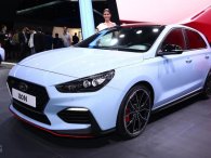 Hyundai i30 N sẽ có hộp số ly hợp kép vào năm 2019