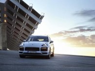 SUV sang Porsche Cayenne E-Hybrid 2018 có thể chạy điện SUV sang Porsche Cayenne E-Hybrid 2018 có thể chạy điện