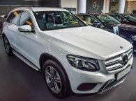 Ảnh thực tế Mercedes-Benz GLC 200 mới tại đại lý chính hãng