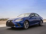 Lexus ES 2019 nâng cấp thêm tính năng hỗ trợ Apple CarPlay Lexus ES 2019 nâng cấp thêm tính năng hỗ trợ Apple CarPlay