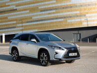 Lexus RX 450hL 2019 cập bến Anh Quốc với giá 50.995 bảng