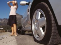 Lái xe khi lốp ô tô non hơi - đừng đùa với tử thần